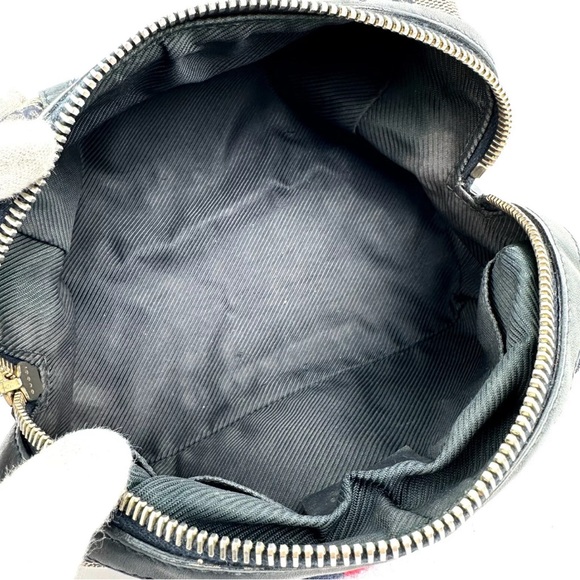 Gucci Pouch - Picture 4 of 5